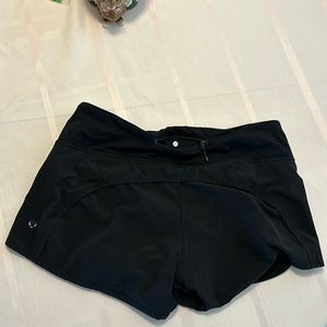 Lululemon Run Times Short size 8
Very worn